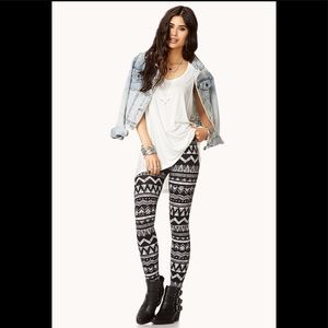 Super soft Forever 21 Geo Tribal Leggings